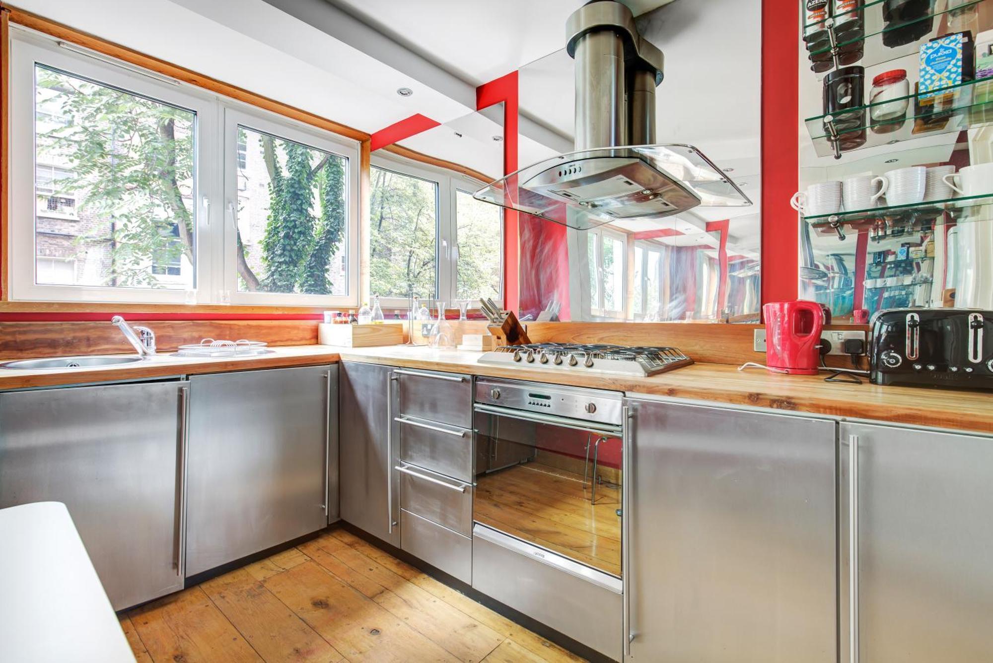 Modern Notting Hill 2 Bedroom Near Royal Oak Tube * Londra
