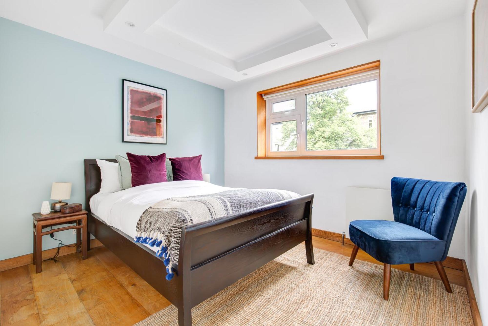 Modern Notting Hill 2 Bedroom Near Royal Oak Tube * Londra